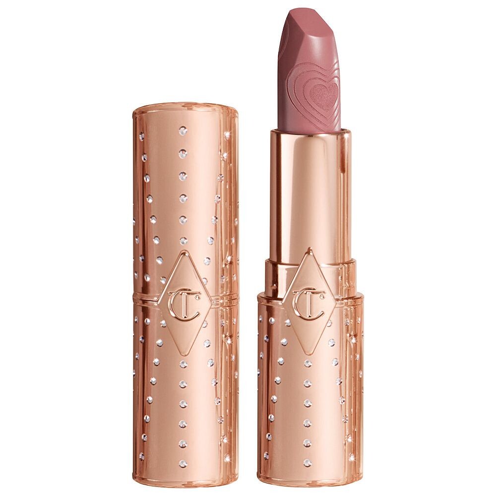 

Увлажняющая губная помада Charlotte Tilbury Matte Revolution, цвет Mrs Kisses