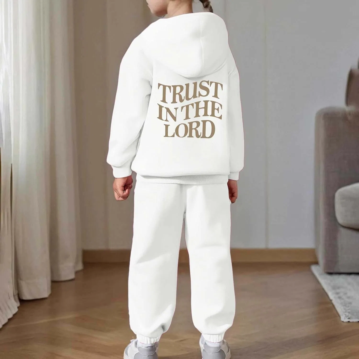 Детский спортивный костюм с принтом Trust in The Lord Jesus, белый — фото 2
