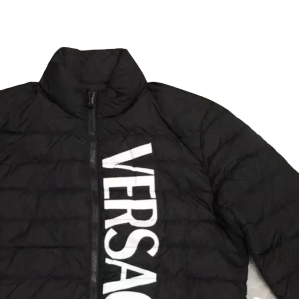 Пуховик мужской черный VERSACE — фото 4