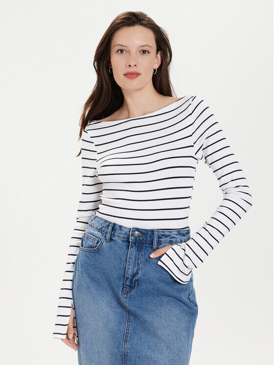 

Блузка стандартного кроя Gina Tricot, белый