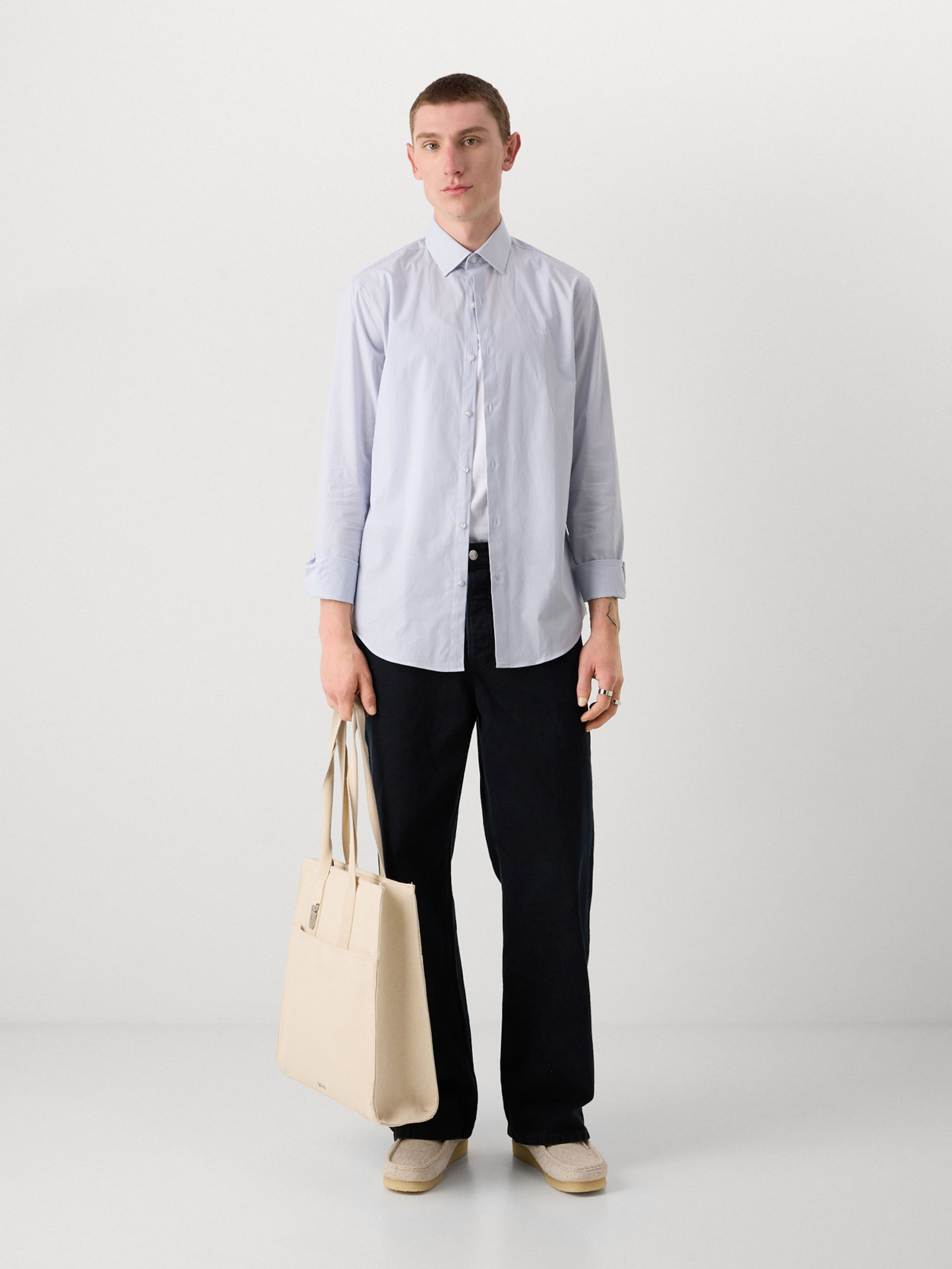 Calvin Klein Рубашка на пуговицах светлого голубого цвета Regular fit — фото 4