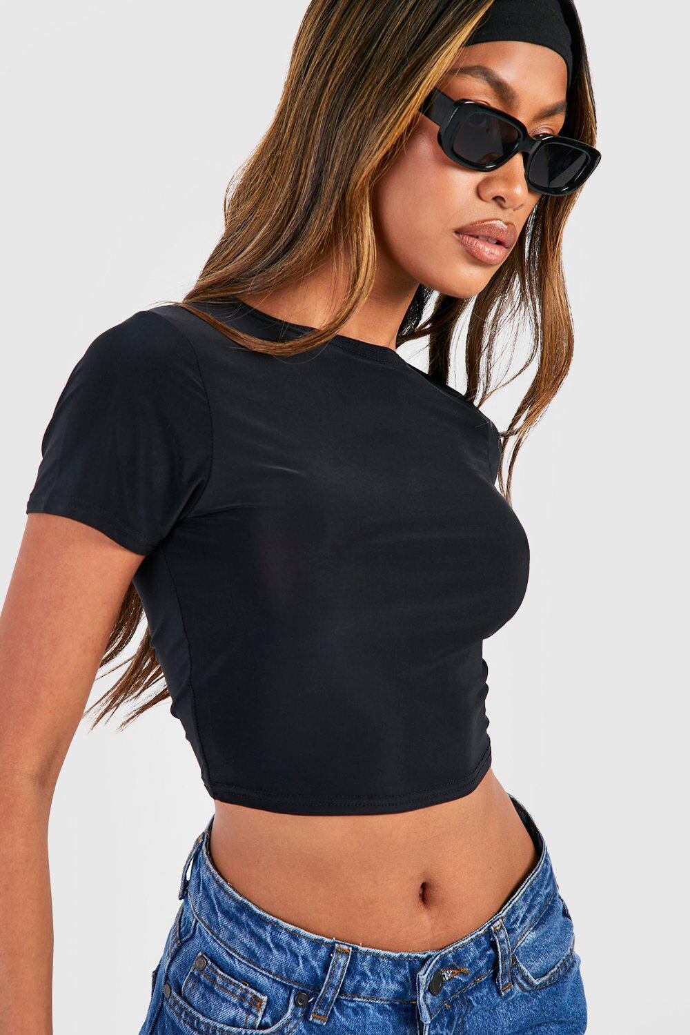 

Облегающий базовый укороченный топ с короткими рукавами boohoo, черный