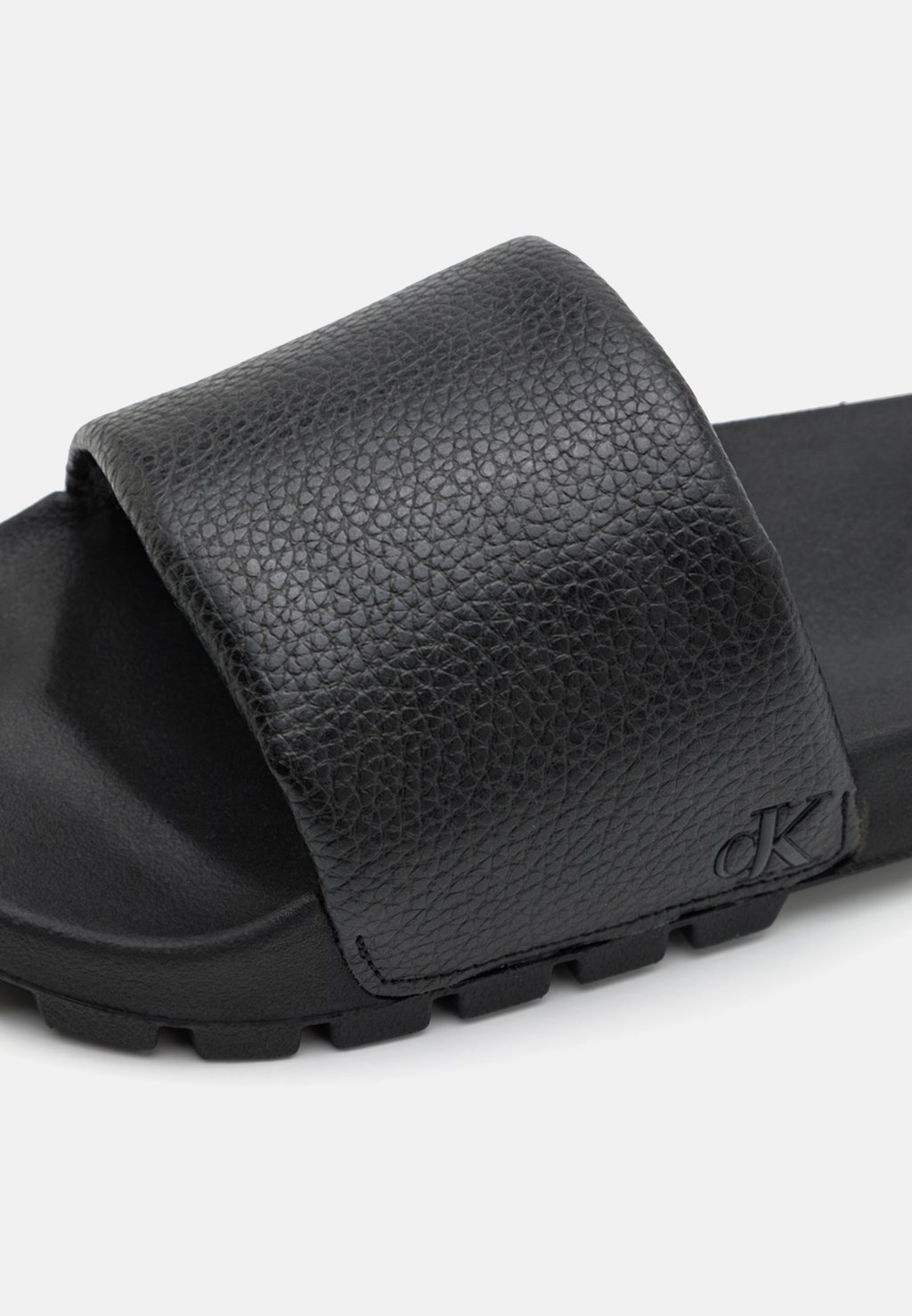 

Мюли TRUCK SLIDE Calvin Klein Jeans, черный
