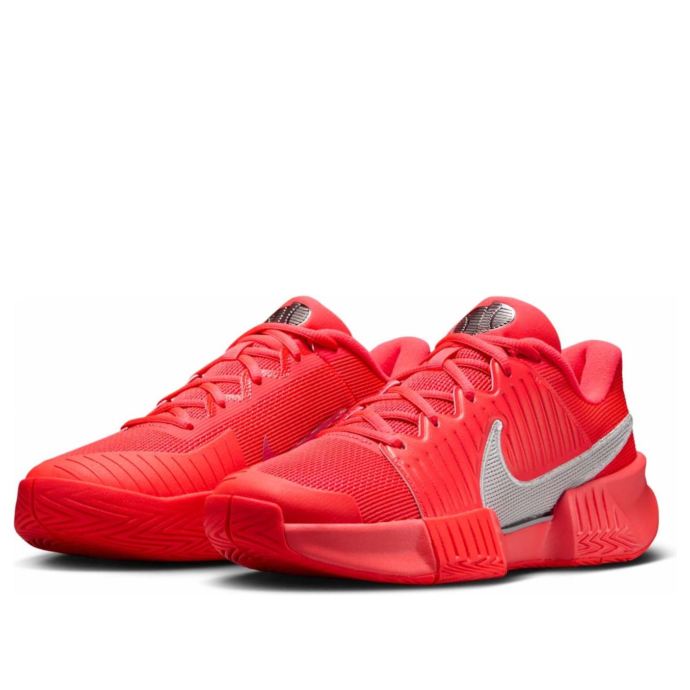 Кроссовки (WMNS) Nike GP Challenge Pro Premium 'Bright Crimson Metallic Silver' — фото 4