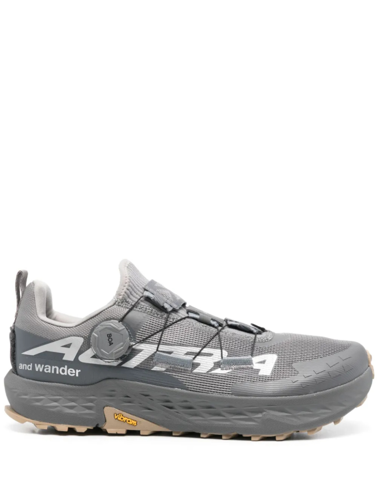 

И кроссовки Wander x Altra Timp 5 And Wander, серый