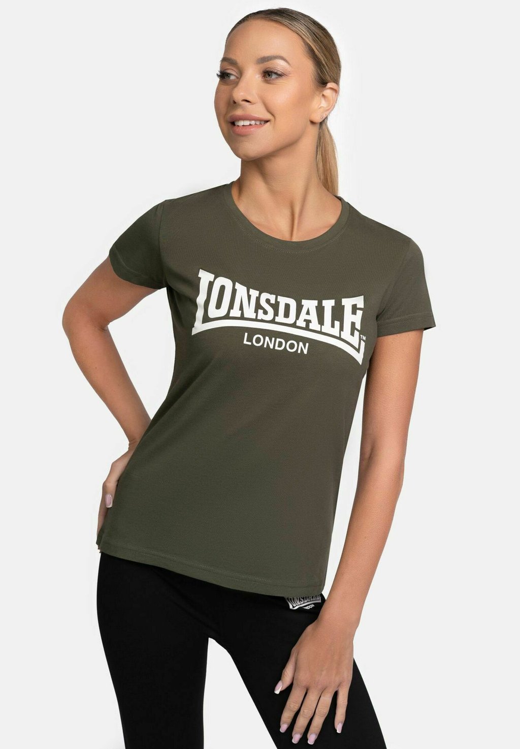 

Футболка с принтом CARTMEL Lonsdale, оливковый