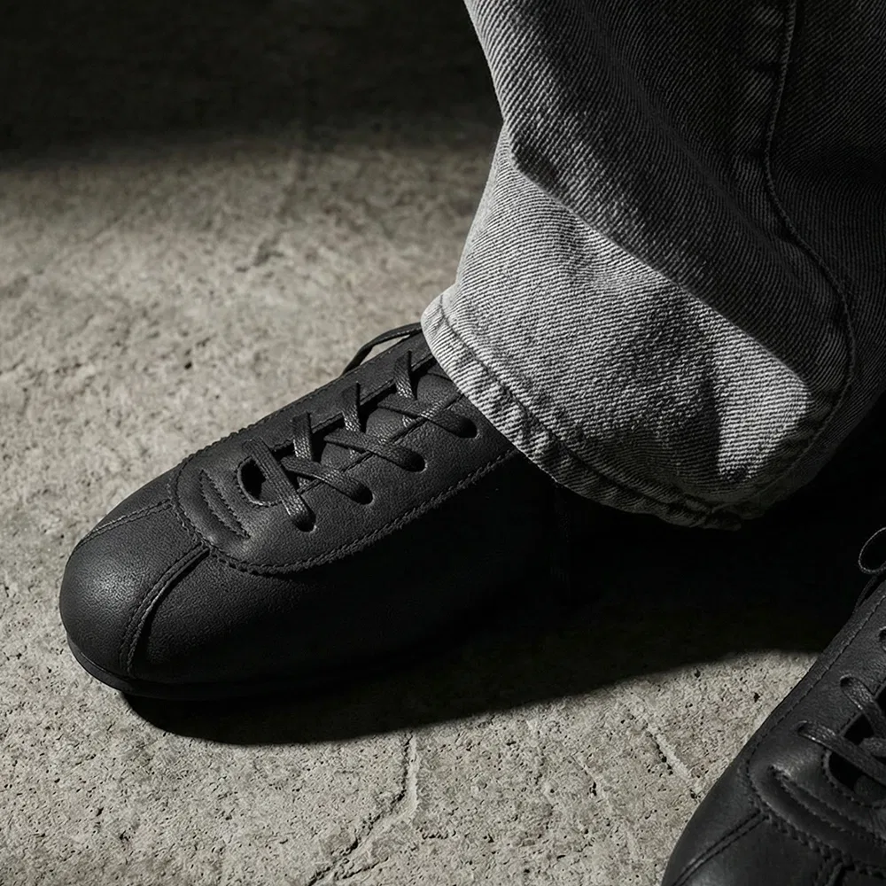 Унисекс чёрные низкие ретро-кеды Second.A_Unisex Daily Sneakers из нубука от Firenze.A — фото 2