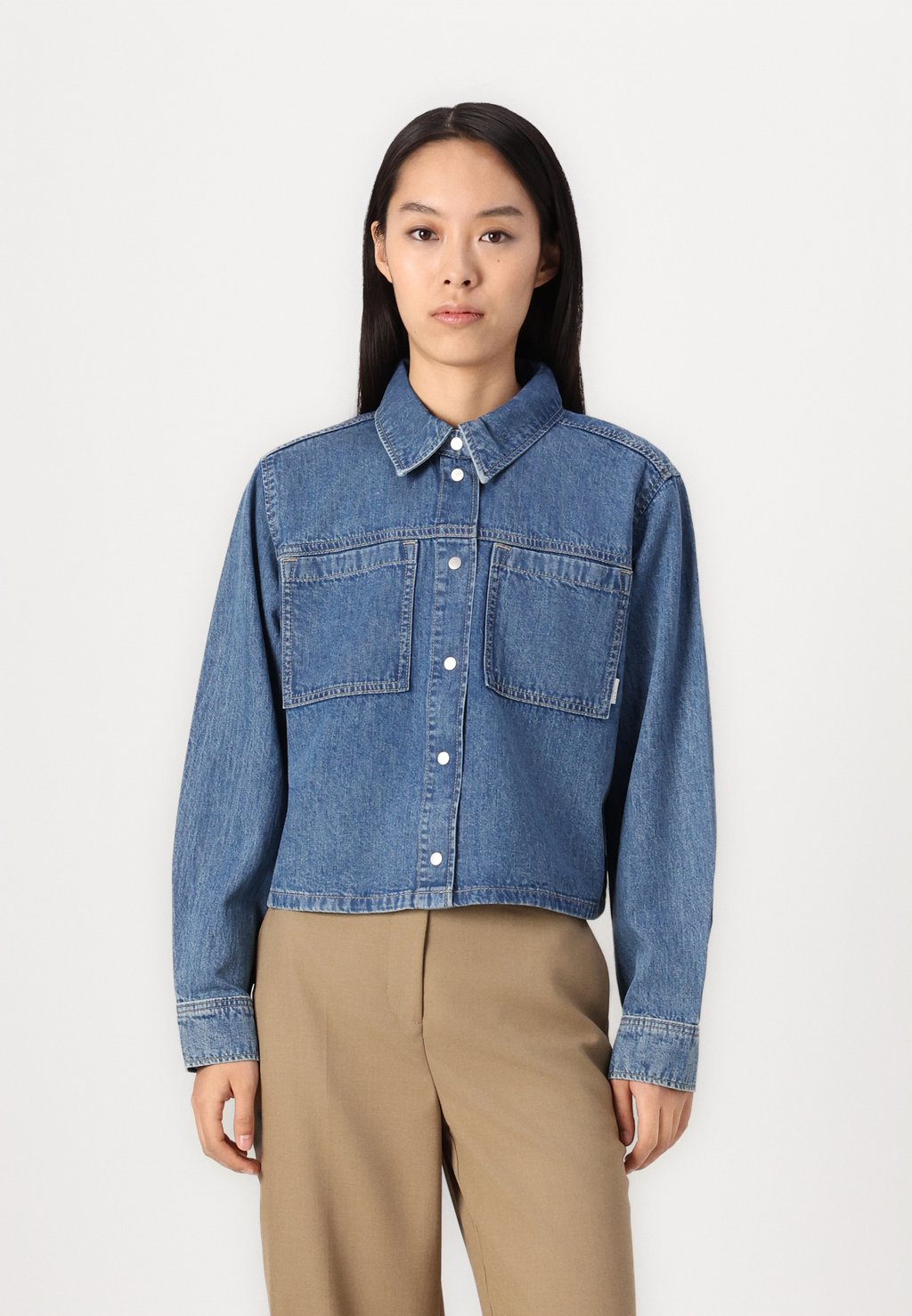 

Блузка на пуговицах SHIRT WITH POCKETS TOM TAILOR DENIM, деним
