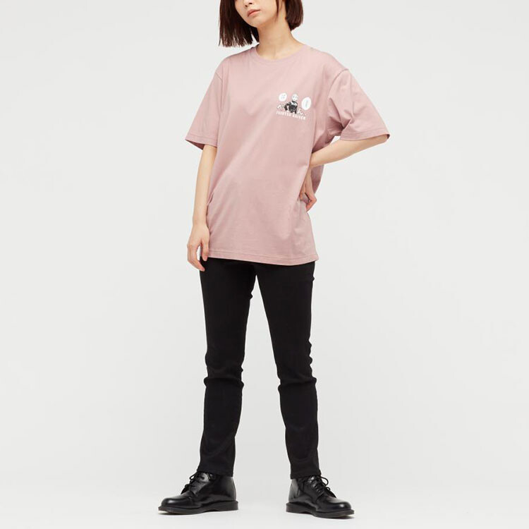 Футболка X Spell Fight Co-titled Series унисекс персиково-розовая Uniqlo, розовый — фото 3
