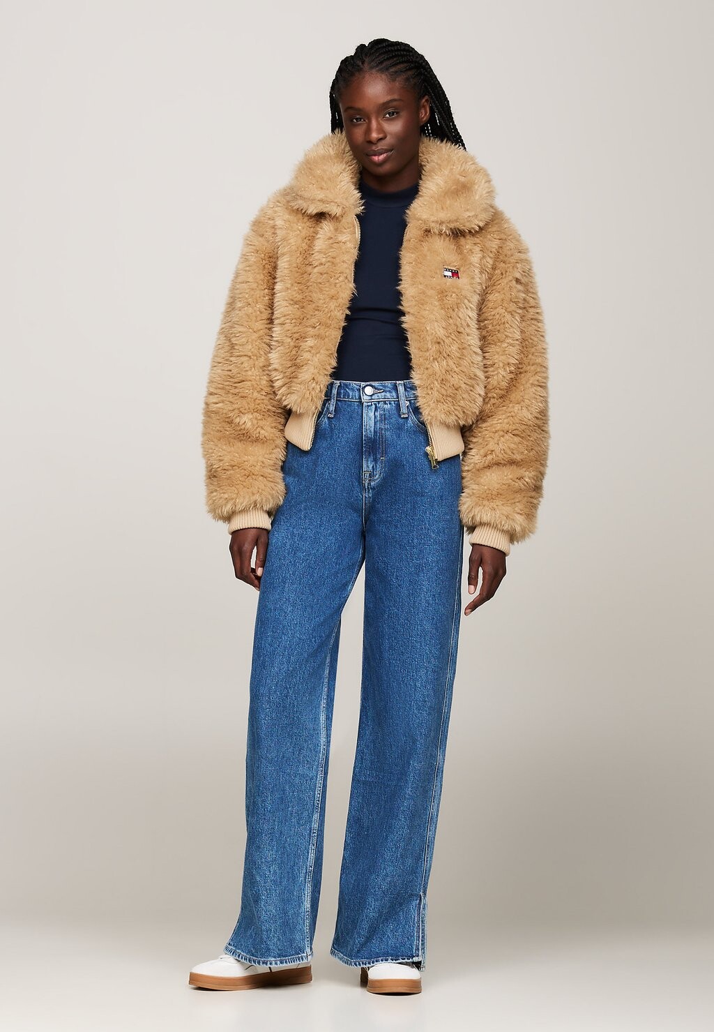 

Зимняя куртка Tommy Jeans, песочный