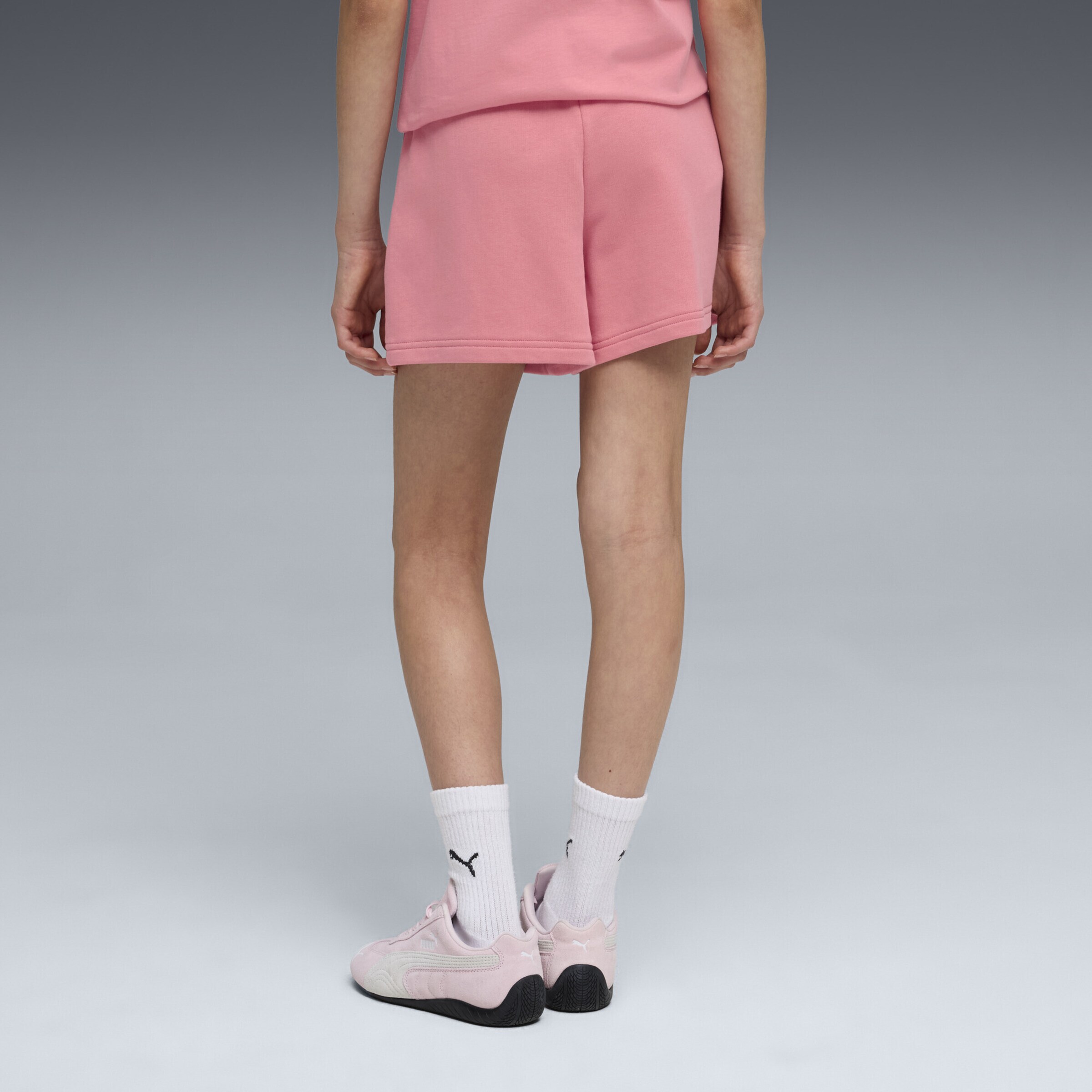 PUMA Шорты для тренировок Regular 'ESS Small No. 1' в цвете Rose — фото 4