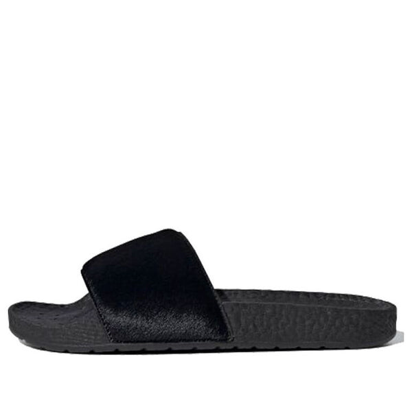 

Тапочки adilette boost slides 'triple black' Adidas, черный