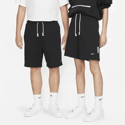 

Шорты Nike Standard Issue, цвет Black/Pale Ivory