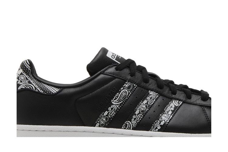 Кроссовки adidas Superstar 'Graffiti', черный — фото 3