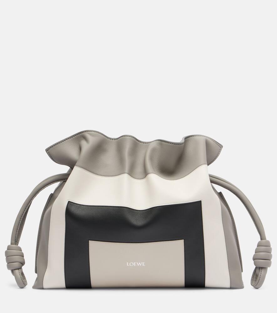 

Кожаный клатч Flamenco Square Loewe, Grey\Light Ghost