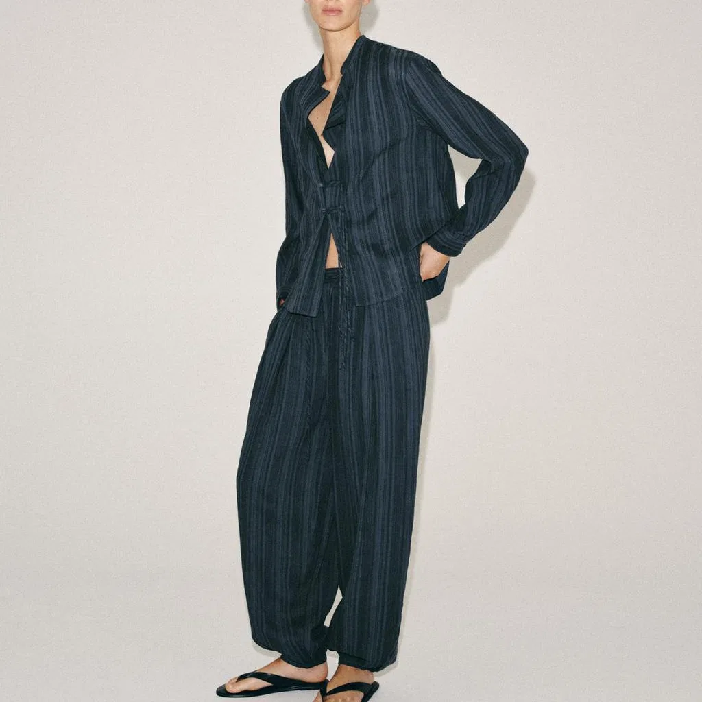 Женская рубашка с V-образным вырезом Indigo ZARA, Indigo — фото 4