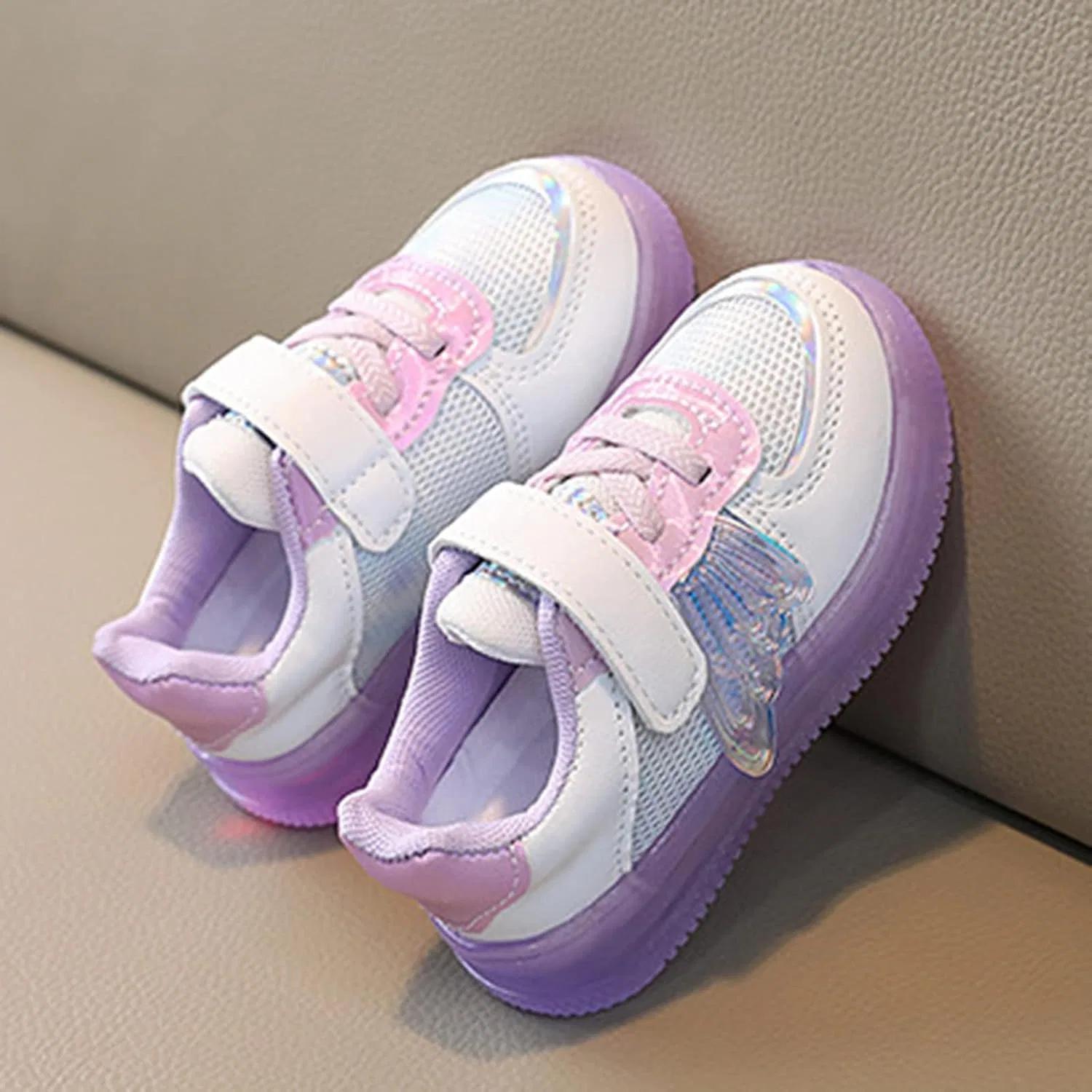 Детские кроссовки для девочек с подсветкой на шнуровке, Purple — фото 3