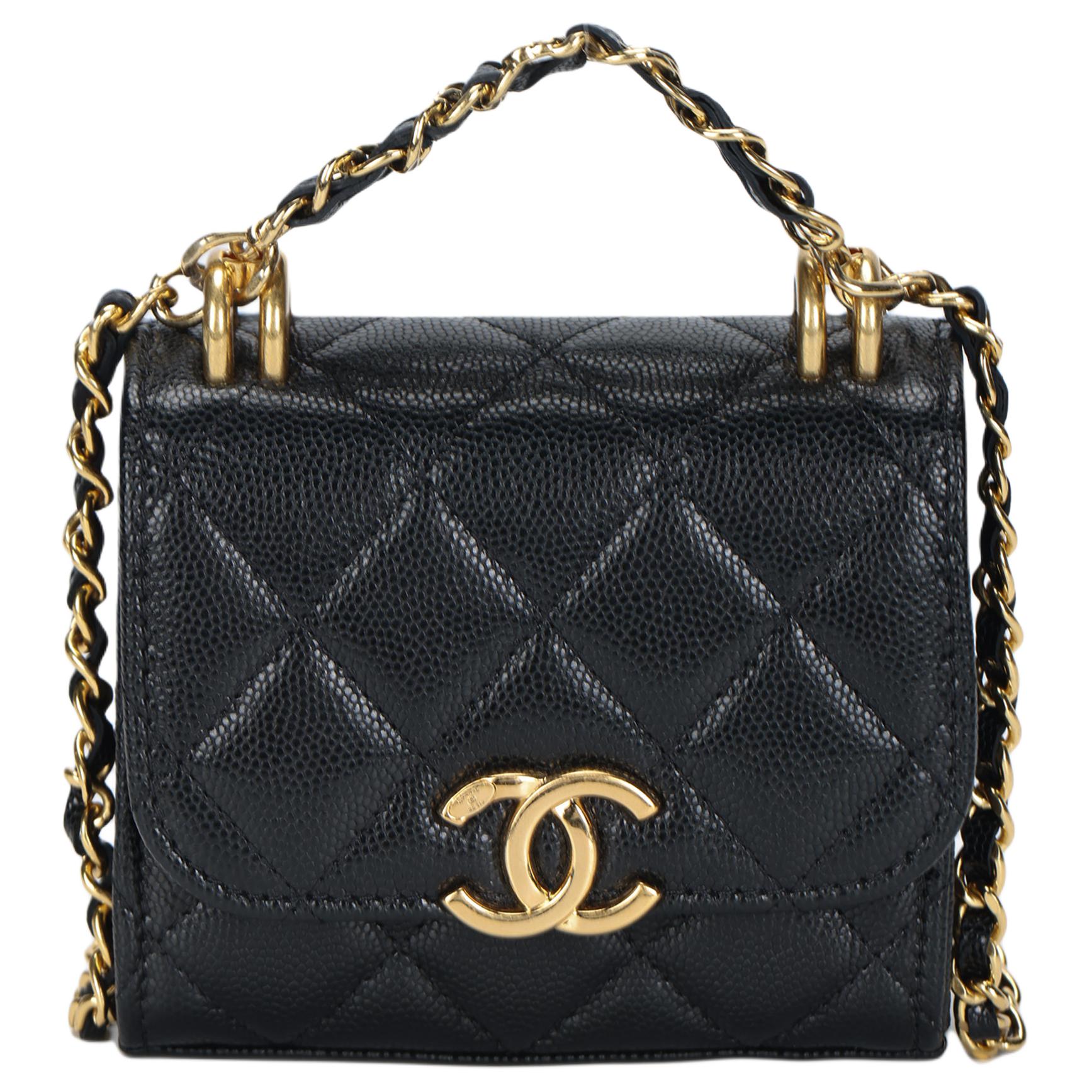 

CHANEL 22К осенне-зимняя женская сумка-клатч из личи кожи черного цвета через плечо на одно плечо