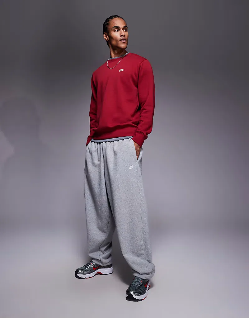 Спортивные брюки Nike Club French Terry оверсайз серого