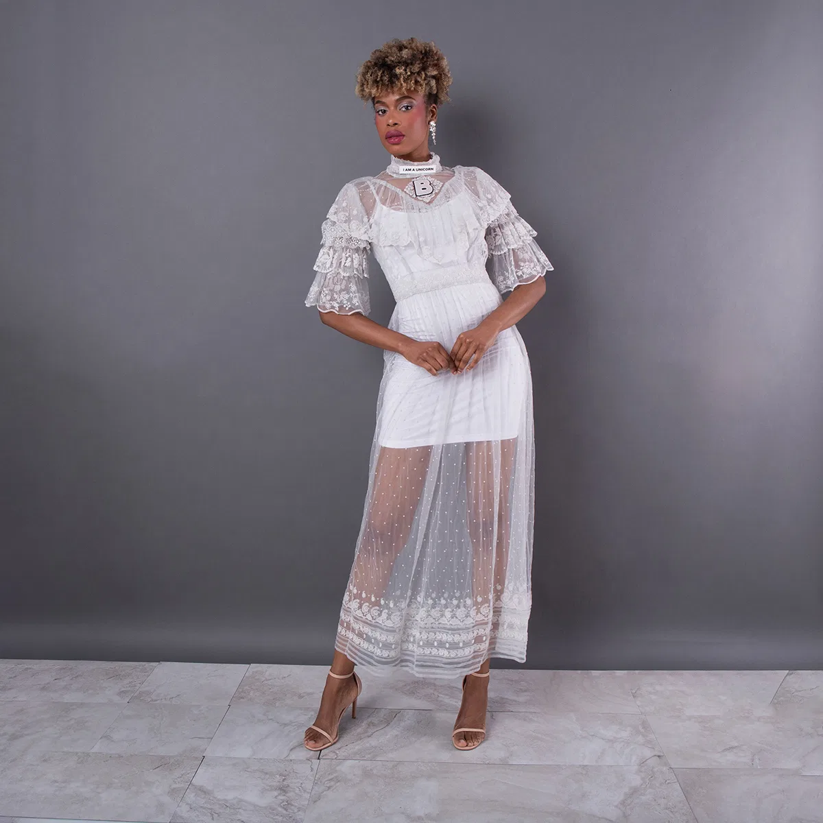 Платье длинное кружевное Ladies Light Pebble Grey Long Lace Dress Burberry, Light Pebble Grey — фото 4
