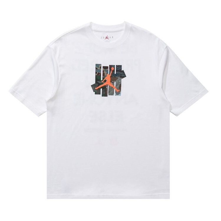 

Футболка Air Jordan x UNDEFEATED Strikes T-Shirt 'White', белый