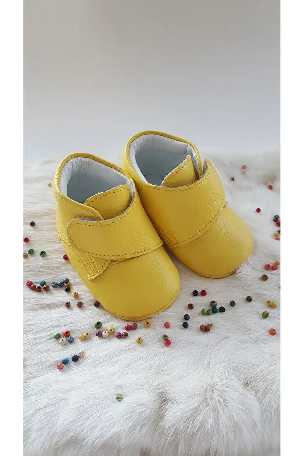 Детские пинетки из натуральной кожи с липучками Hodore, Yellow