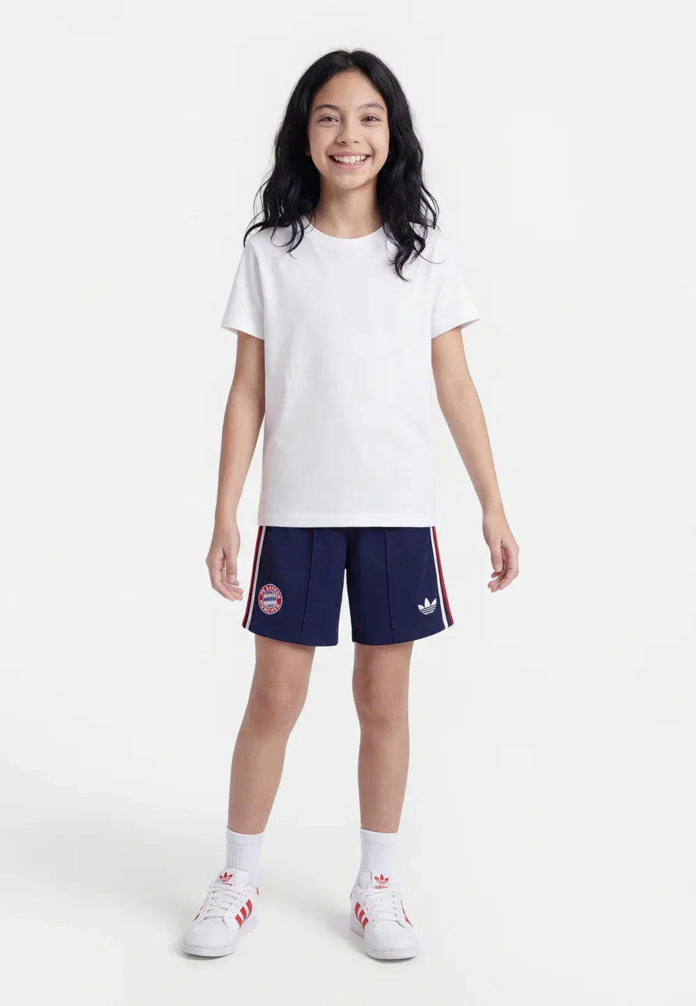 Шорты унисекс для выездных матчей "Баварии" Adidas Originals, Night Indigo