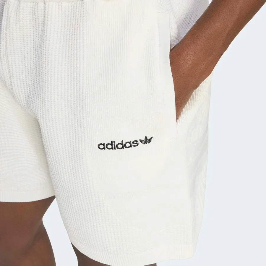 Спортивные шорты Munich 93 Knit adidas, Белый — фото 4