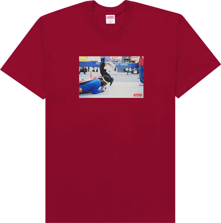 

Футболка Supreme x Pope.L Training Crawl Tee 'Cardinal', красный