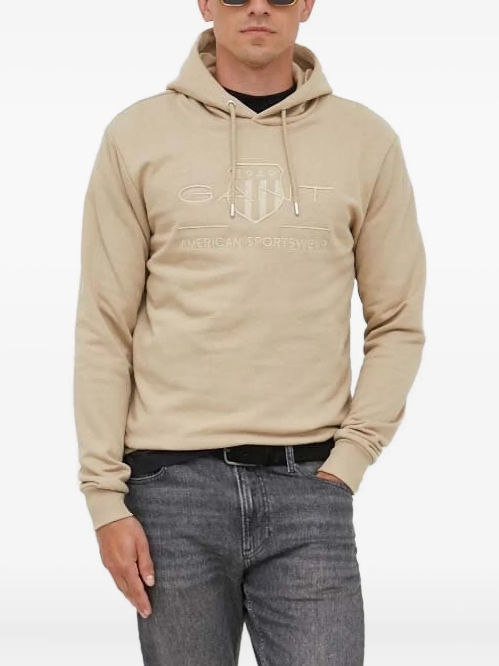 

Худи Tonal Shield с вышитым логотипом Gant, нейтральный