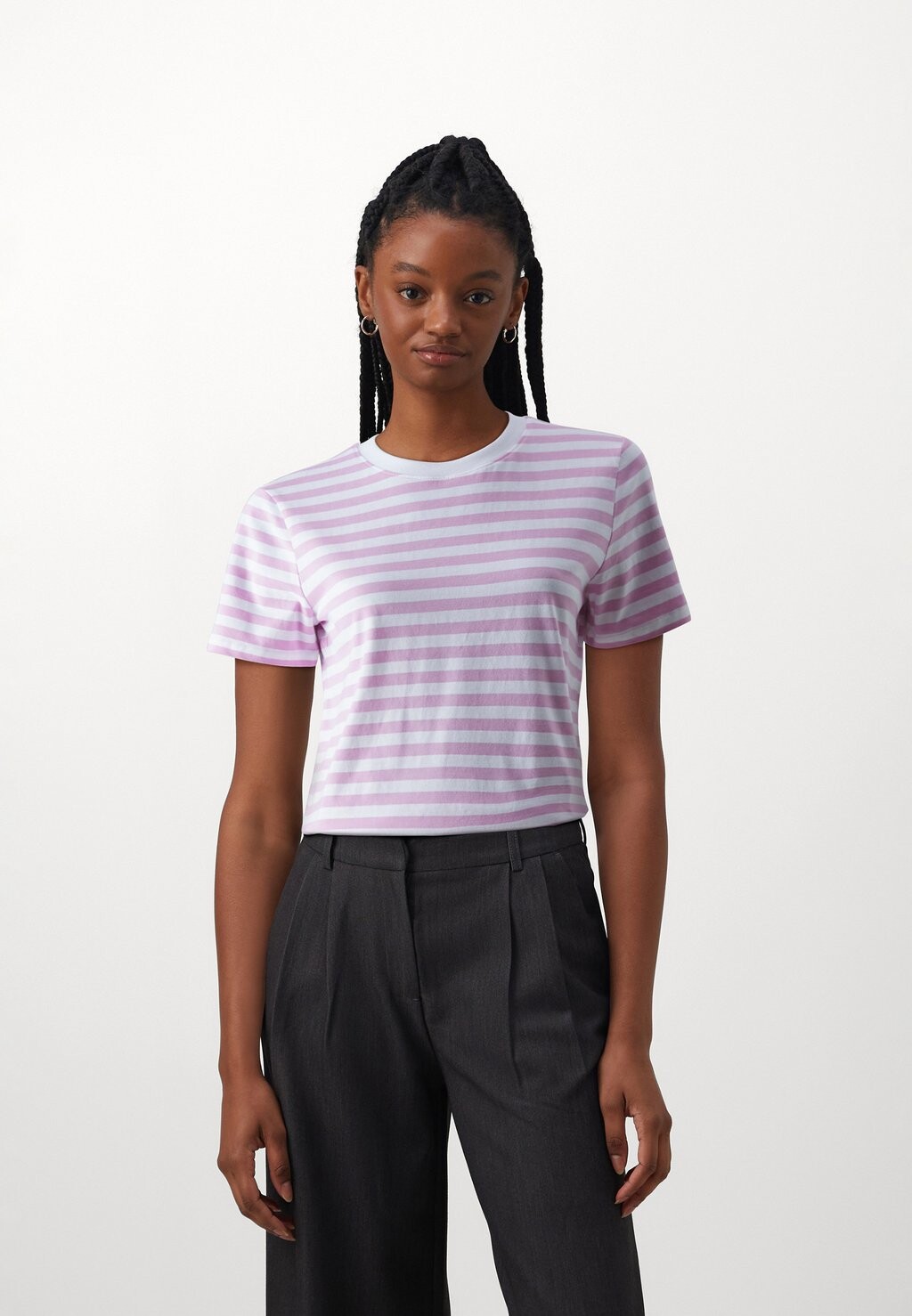 

Футболка с принтом PCRIA TEE STRIPES Pieces, цвет pastel lavender/bright white