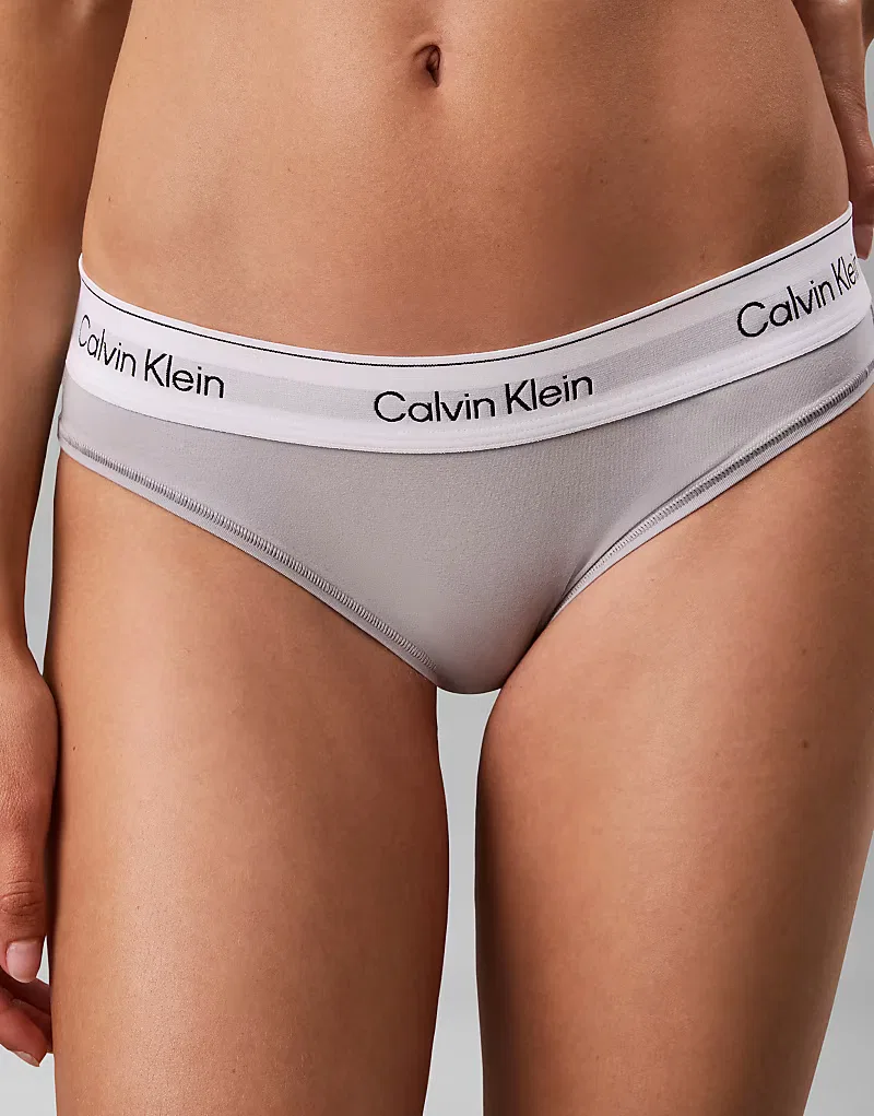 Трусики-бикини Calvin Klein Icon из хлопка и модала, комплект из 2 штук, темно-серый с принтом/светло-серый — фото 2
