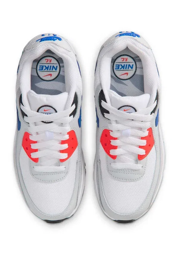 Кроссовки Leather Air Max 90 SE Nike Sportswear White, Photon Dust, Bright Crimson, Game Royal, белый/малиновый — фото 3