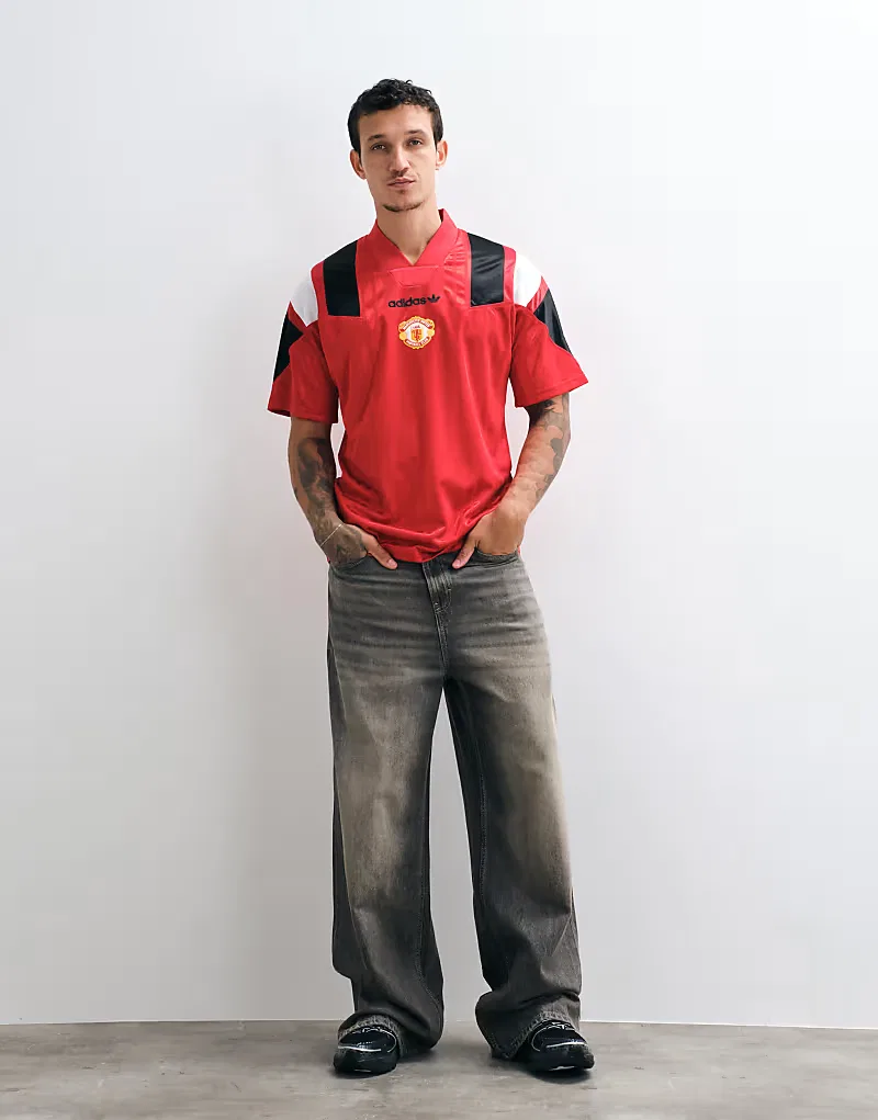 Футболка Adidas Manchester United 26/27 EQT красного — фото 3