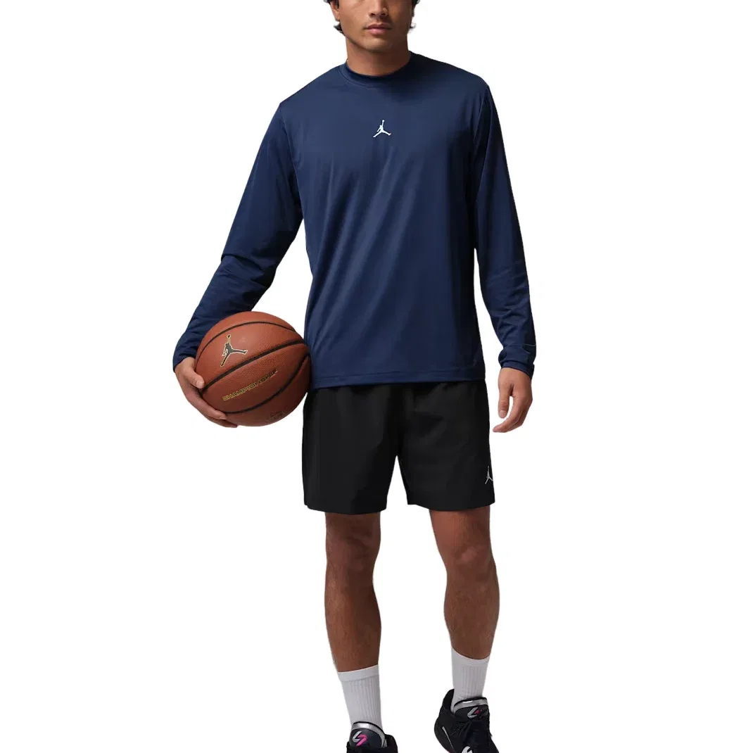 Мужская футболка с длинным рукавом Air Jordan Sport Essentials Dri-FIT T-Shirt Midnight Navy, темно-синий — фото 2