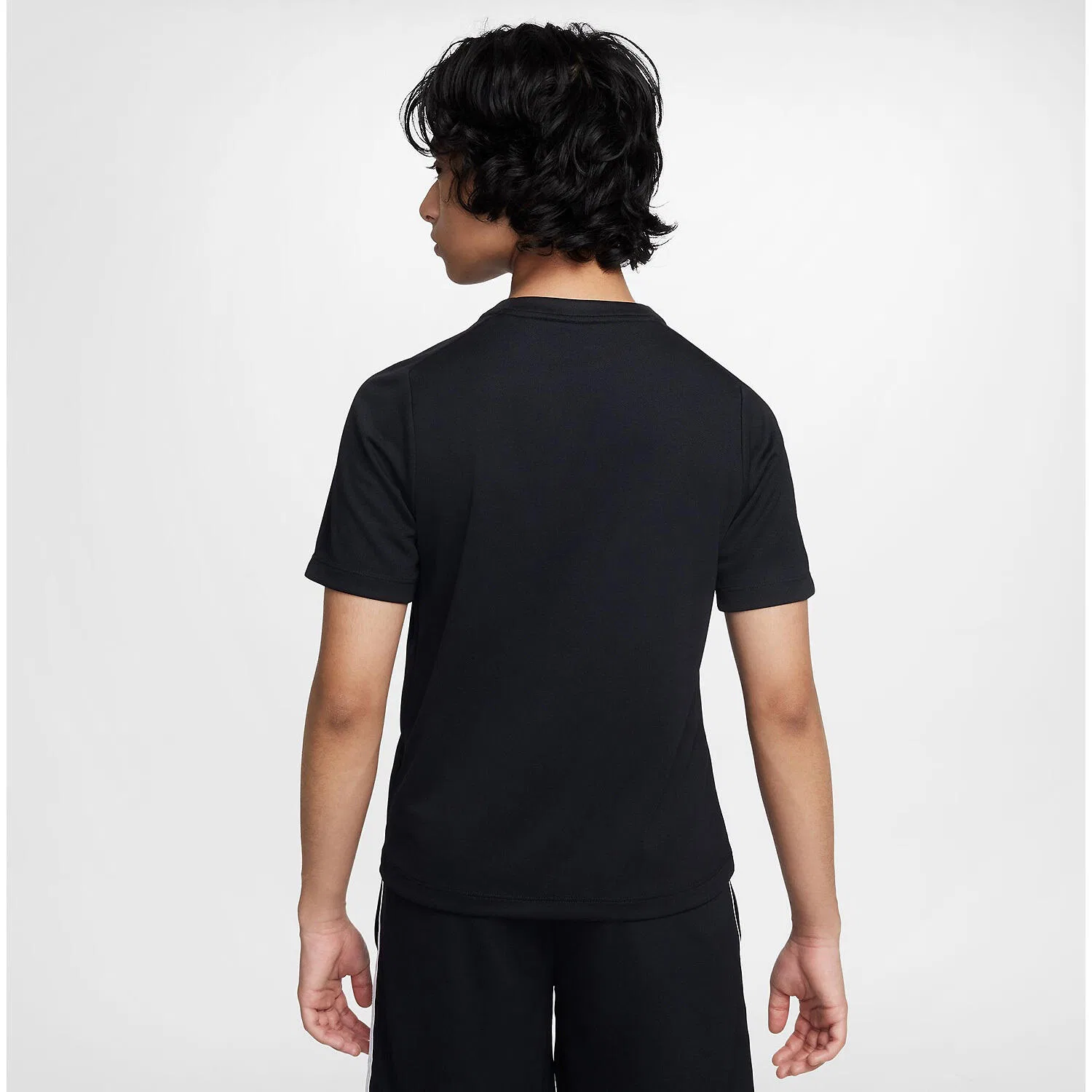Детское худи Nike B NK DF MULTI SS TOP HBR, Schwarz — фото 2
