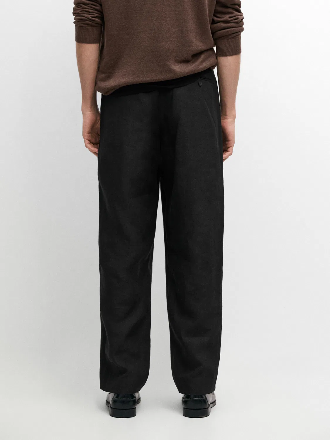 Льняные брюки-бочонки приталенного кроя Massimo Dutti, черный — фото 3