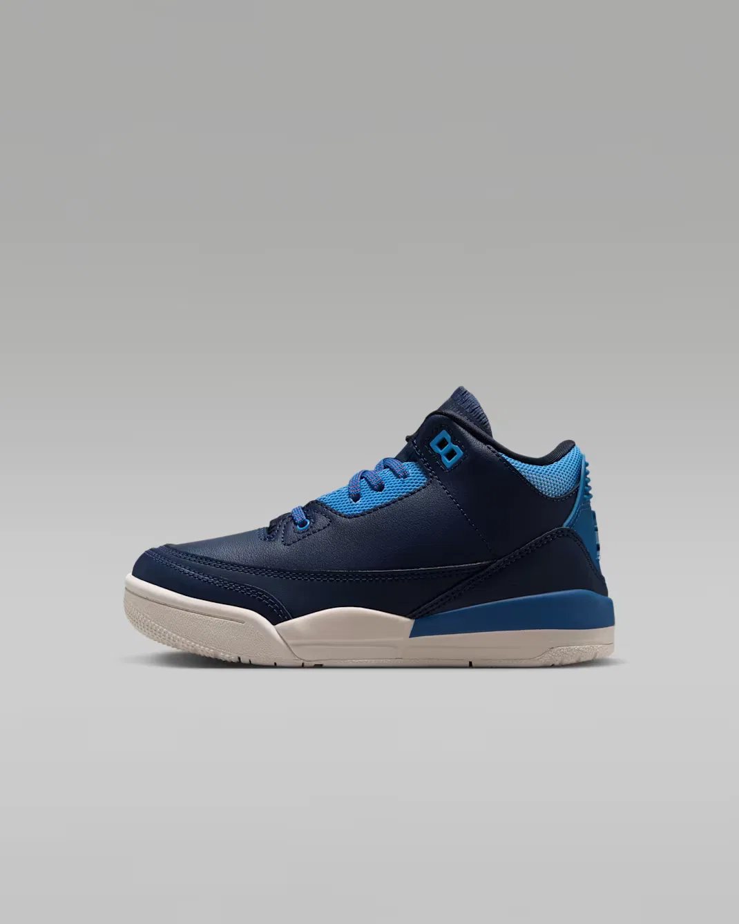 Детские кроссовки Jordan 3 Retro "Sport Renaissance", Obsidian/Track Red/Chalk/Chalk