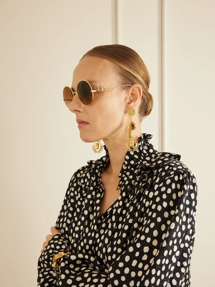 Культовые круглые солнцезащитные очки золотистого цвета Chloé Eyewear, золотой — фото 4