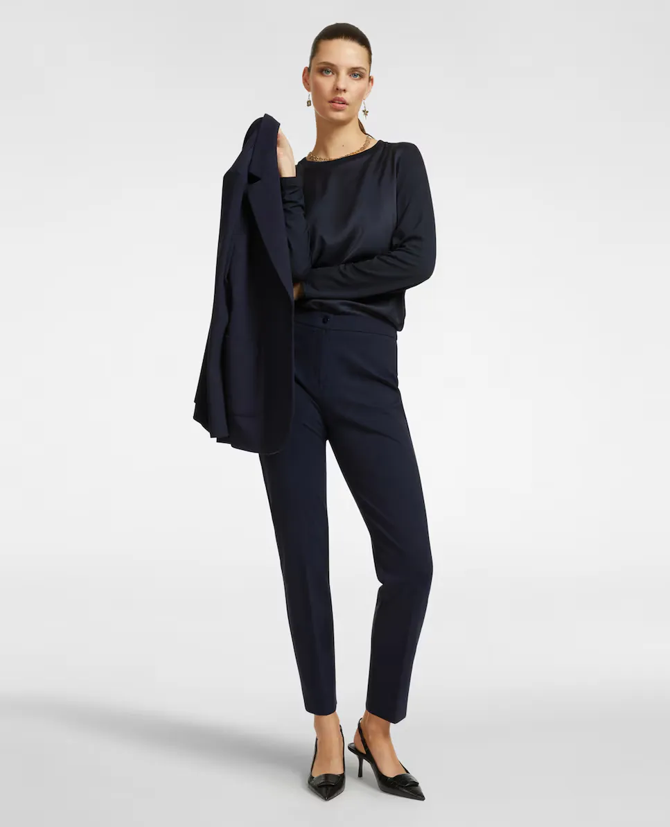 

Женские брюки slim fit из миланской трикотажной ткани Elena Miró, синий