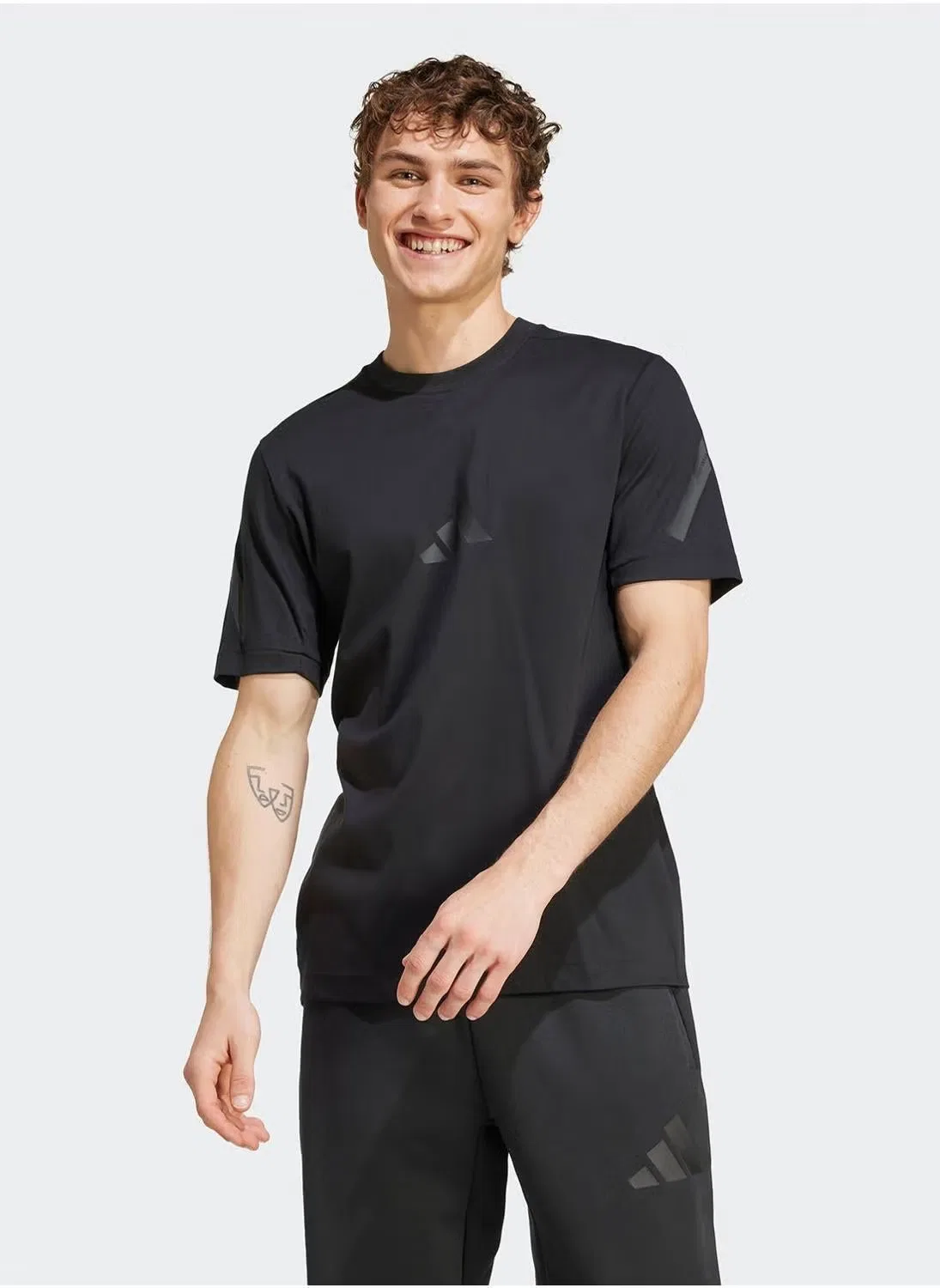 Футболка с принтом Z.N.E. Adidas, черный