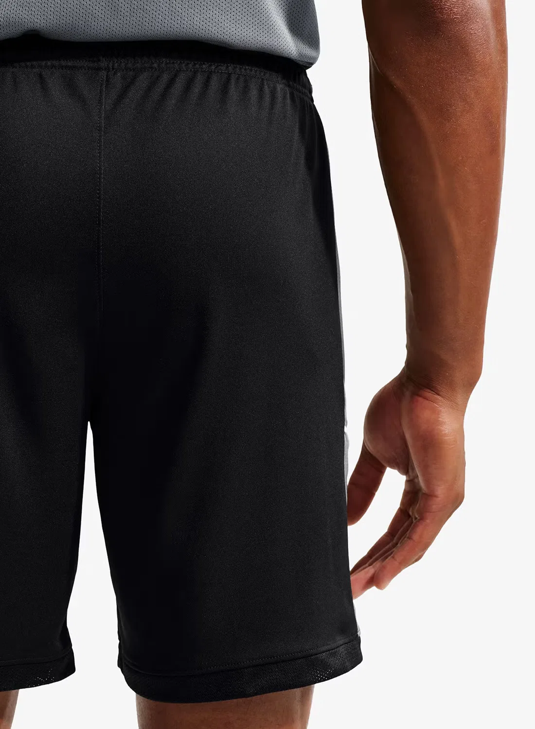 Шорты спортивные с технологией Dri-Fit Academy Nike, черный — фото 2