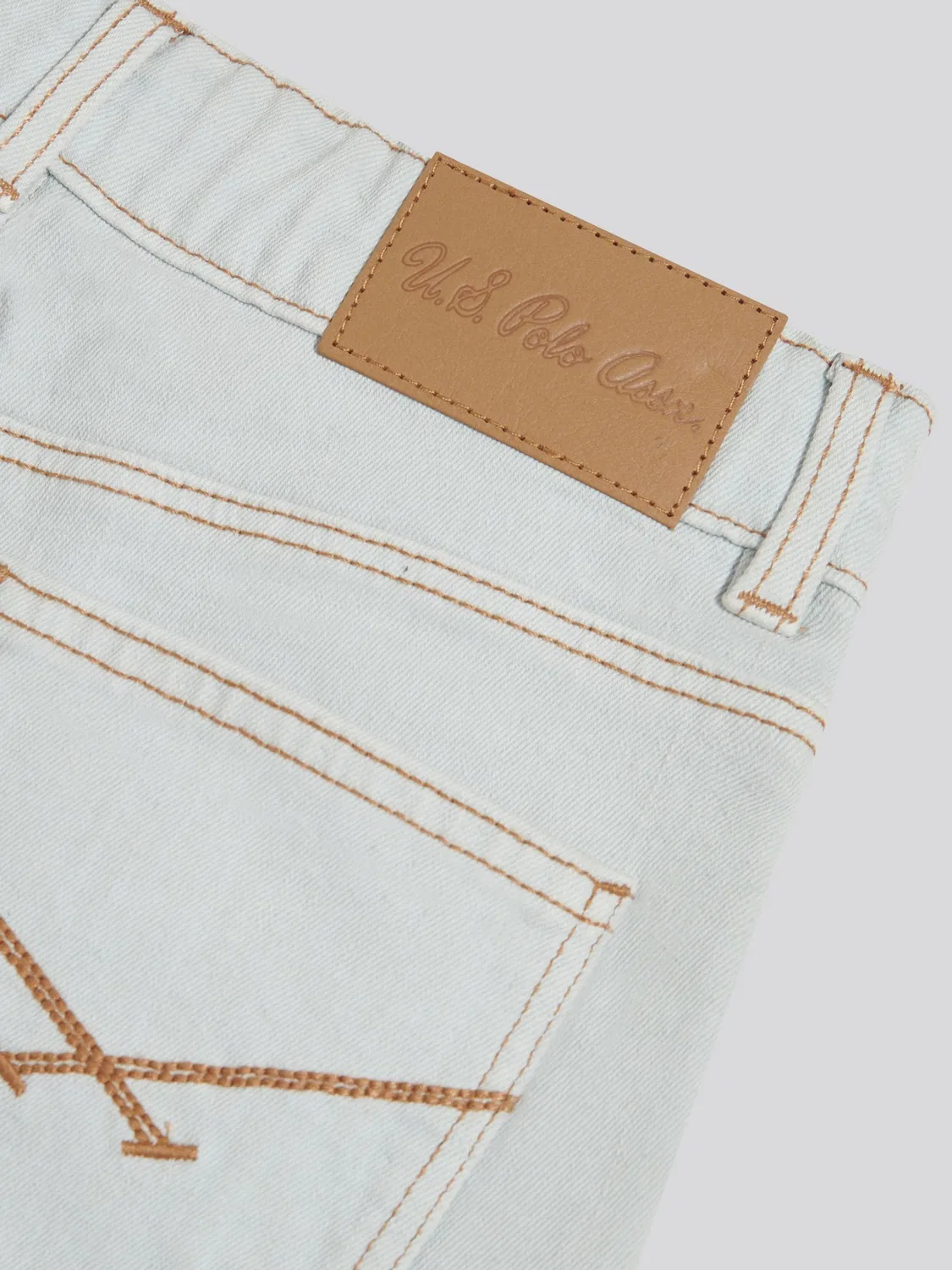 Шорты джинсовые со складками U.S. Polo Assn, белый — фото 4