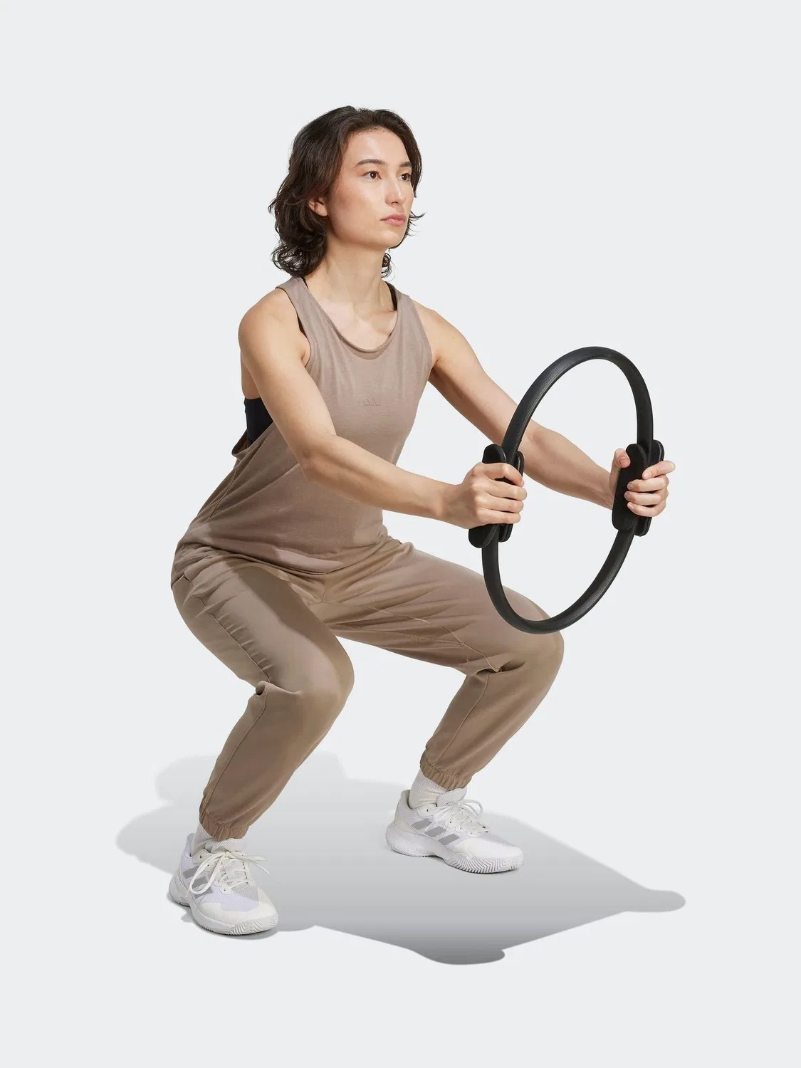 Топ для йоги adidas Yoga Essentials, коричневый — фото 2