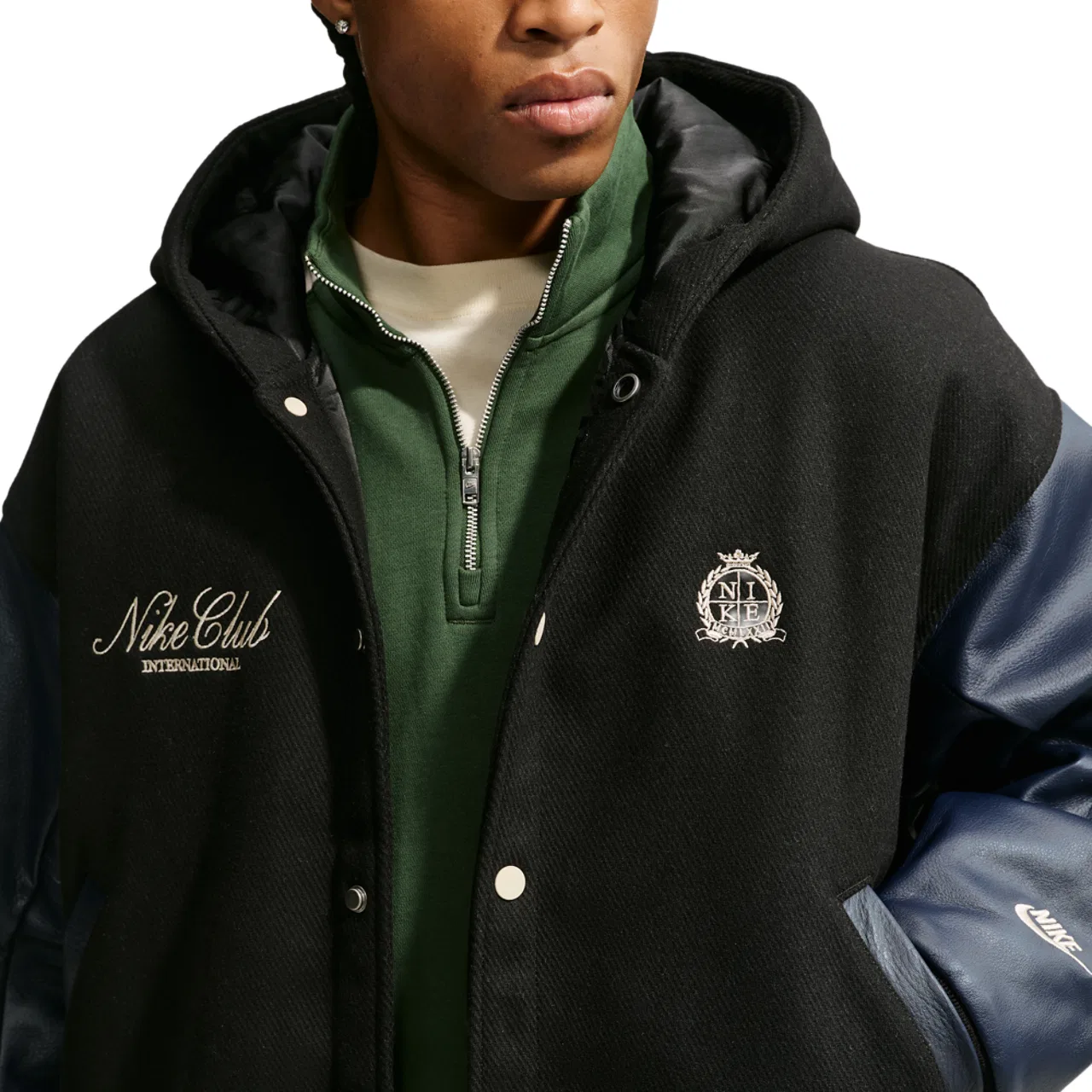 Мужская куртка-бомбер с капюшоном Nike Club Wool Varsity Jacket NCC, Black Obsidian Sanddrift — фото 3