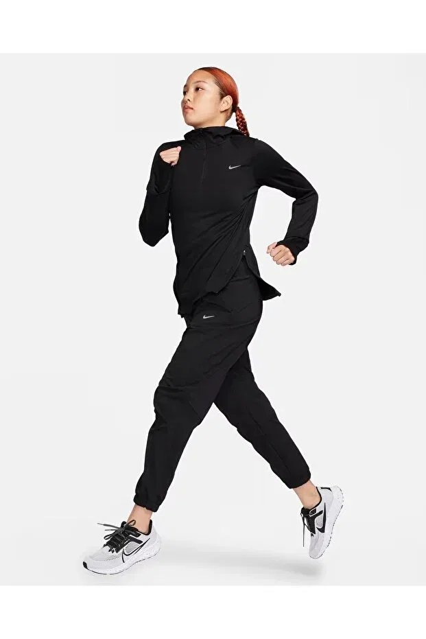 Женская футболка с длинным рукавом Swift Element Dri Fit UV Quarter Zip Hooded Long Sleeve Nike, Black — фото 3