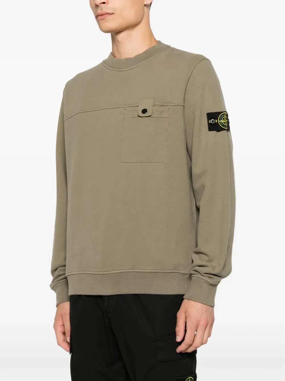 Свитшот с нагрудным карманом и нашивкой-логотипом Stone Island, зеленый — фото 3