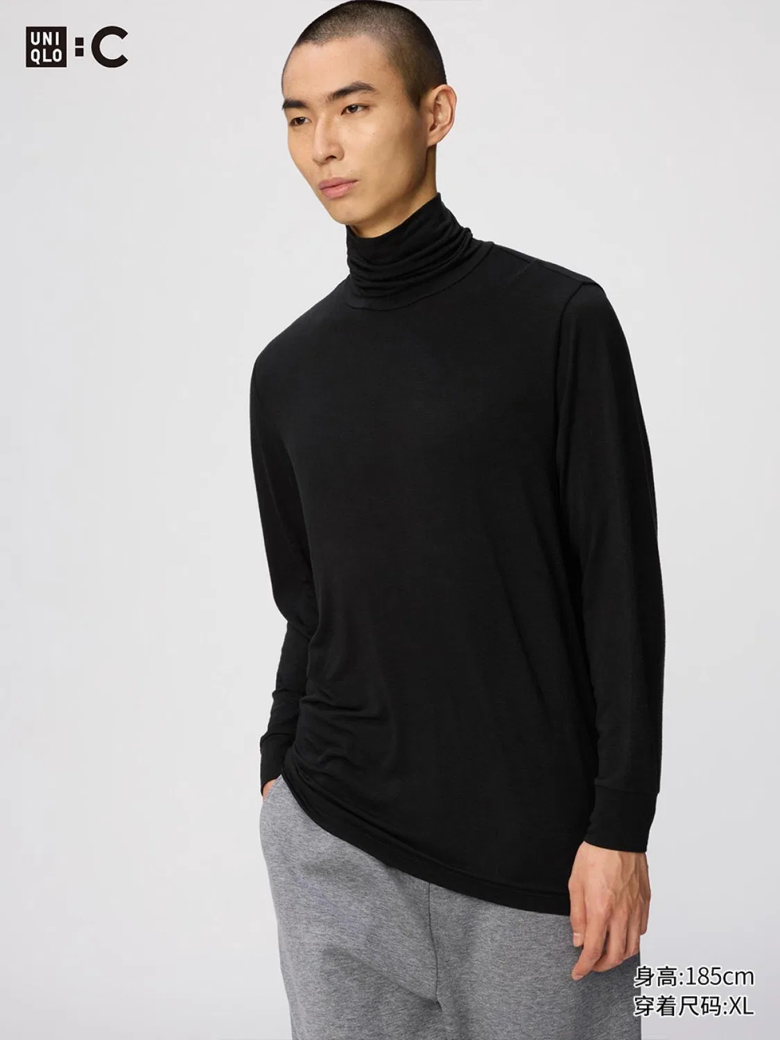 Футболка с высоким воротом из смесового материала HEATTECH с 9% кашемира Uniqlo, черный