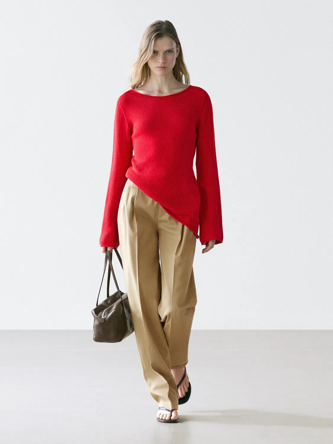 Брюки прямого кроя со складками Massimo Dutti, песочный коричневый