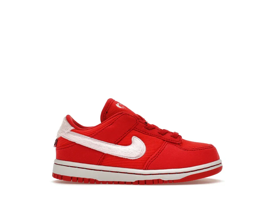 Детские кроссовки повседневные Nike Dunk Low Nike, Fire Red/Pink Foam/Light Crimson/White/Team Red
